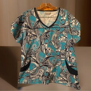 Uniform Advantage Teal and Navy Paisley Short Sleeve Top